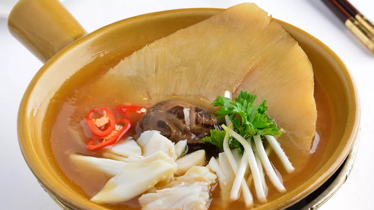 https://thaivillagerestaurant.com.sg/